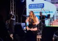 Aviva Ipiabas reúne centenas de fiéis com show de Raquel Olliver