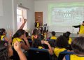PRF lança projeto que usa futebol para ensinar segurança no trânsito a crianças no RJ