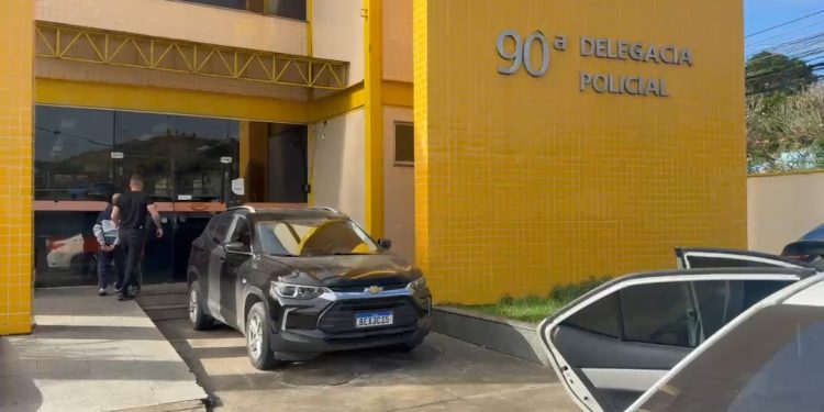 Polícia prende homem apontado como gerente do tráfico em Barra Mansa