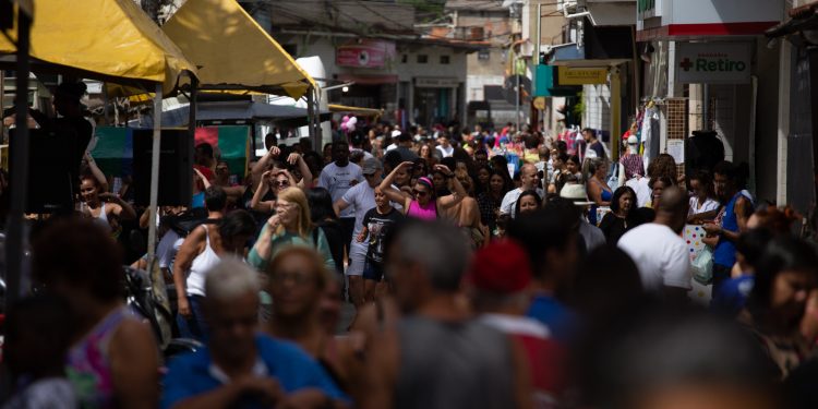 Água Limpa recebe edição da Rua de Compras neste domingo em Volta Redonda