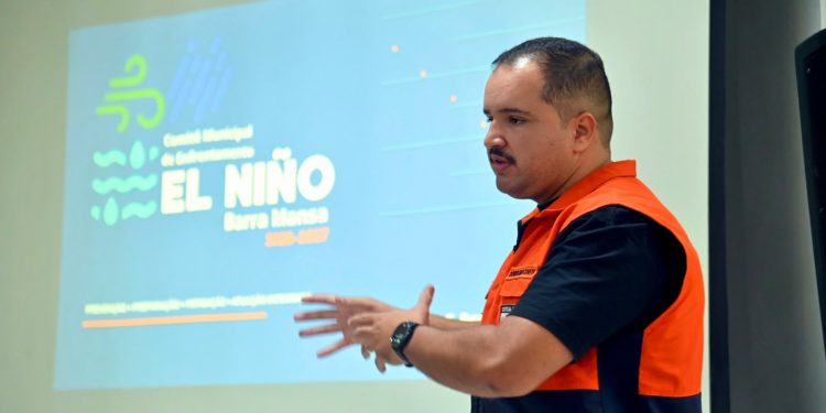 Barra Mansa reúne equipes para fortalecer prevenção e resposta aos efeitos do El Niño
