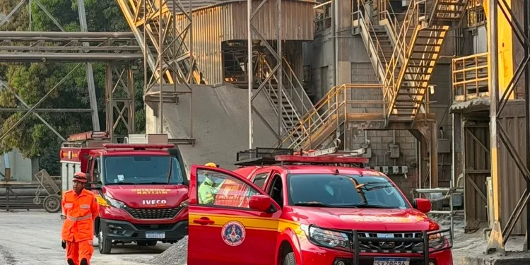Mecânico morre em acidente em fábrica de cimento em Minas Gerais