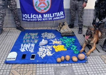 Polícia apreende mais de R$ 20 mil em drogas durante operação em Volta Redonda