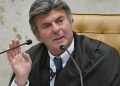 Fux suspende decisão de Dino e mantém ordem para retirar posts sobre Flávio Bolsonaro