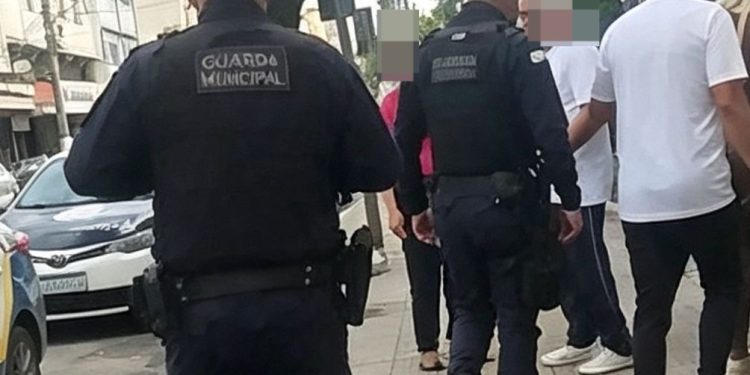 Guarda Municipal prende homem condenado por falsificação de moeda em Volta Redonda