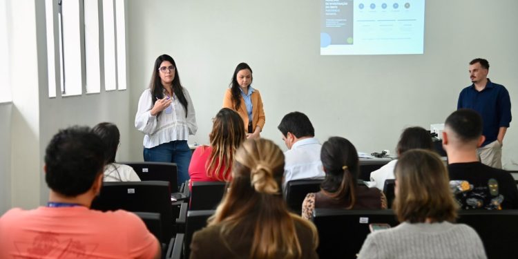 Barra Mansa reúne hospitais para fortalecer estratégias e zerar óbitos fetais e maternos
