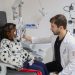 Crianças da rede municipal participam de mais um dia de exames de visão no Hospital do Olho