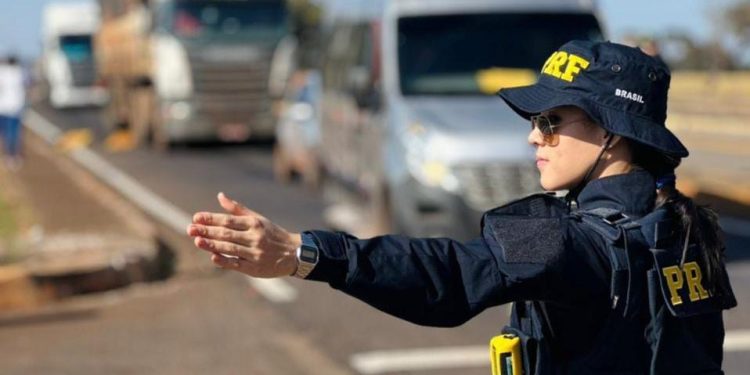 PRF inicia Operação Independência com foco no combate à embriaguez ao volante