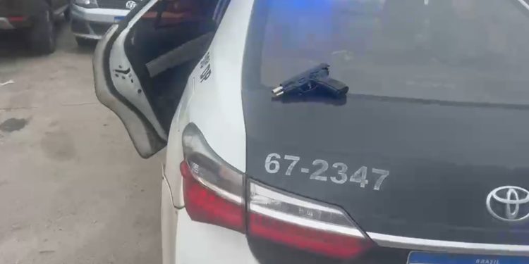 Motociclista é preso com simulacro após desobedecer ordem de parada em Barra Mansa