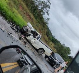 Casal morre em acidente na BR-393, em Barra do Piraí