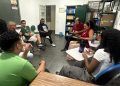 Professores da UFF dão aula especial para estudantes de pré-vestibular em Volta Redonda