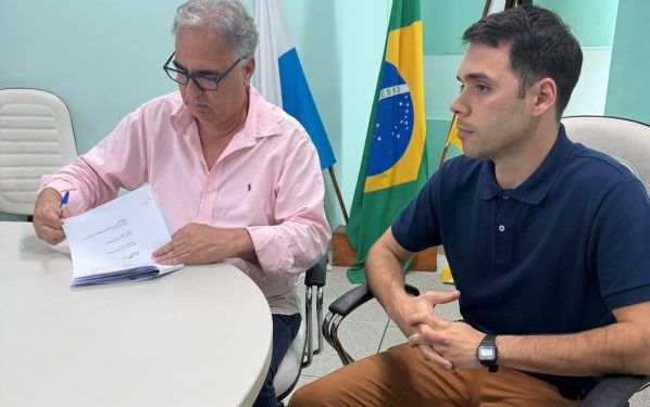 Câmara de Volta Redonda empossa mais dois aprovados em concurso público