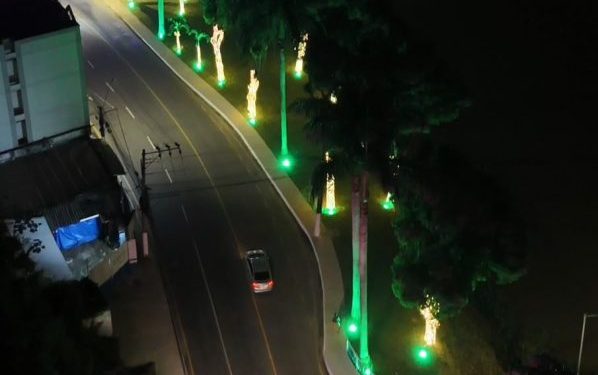 Decoração de Natal avança e chega a mais um bairro de Barra Mansa