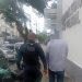 Motorista é preso embriagado e sem CNH após quase atropelar pedestres em Volta Redonda