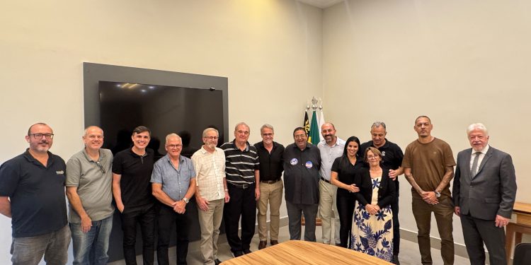 Munir Neto apresenta prestação de contas e ouve demandas do setor produtivo em Volta Redonda