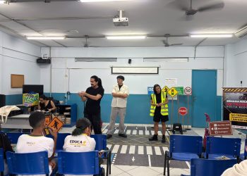 Volta Redonda leva peça sobre segurança no trânsito a escolas municipais