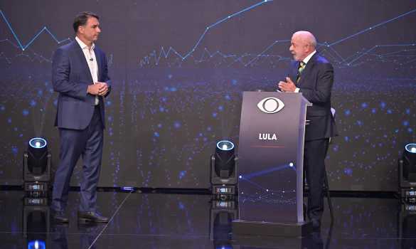 Lula e Flávio Bolsonaro participam de debate na Band