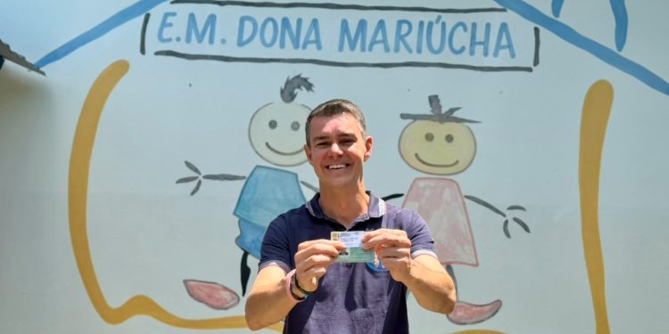 Diogo Balieiro vota em Resende