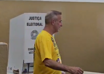 Dr. Rodrigo Furtado vota em Volta Redonda e defende mudança no governo federal