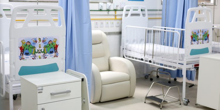 Volta Redonda inaugura ala pediátrica com 15 novos leitos no Hospital do Retiro