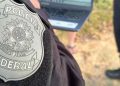 PF prende policiais e ex-policiais suspeitos de vender fuzis para facção do Rio