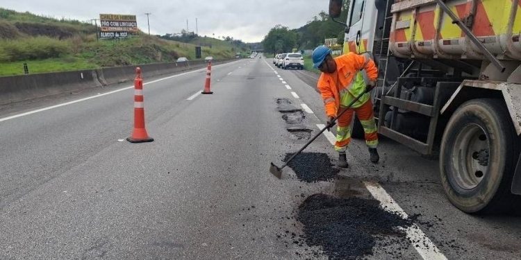 Via Dutra passa por obras em trechos do Sul Fluminense até sexta-feira