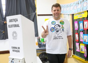 Com mais de 56 mil votos, Gustavo Tutuca é reeleito para o quinto mandato de deputado estadual no RJ